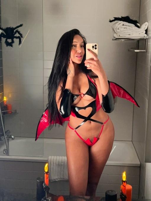 Fernanda | Anal Inc | Frederiksberg | Alone a nice location | VideoCall to prove I am Real |