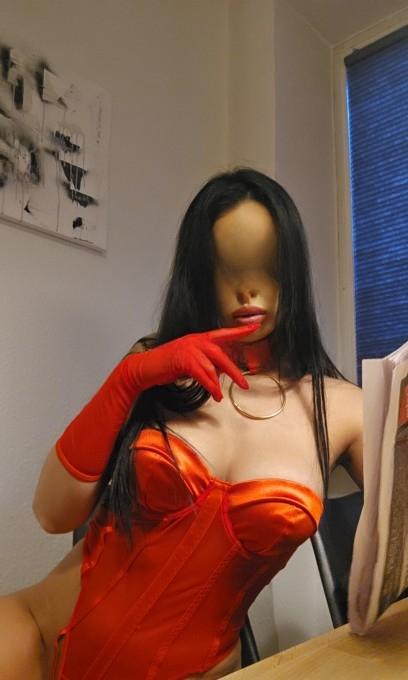 sexy brunette and porn