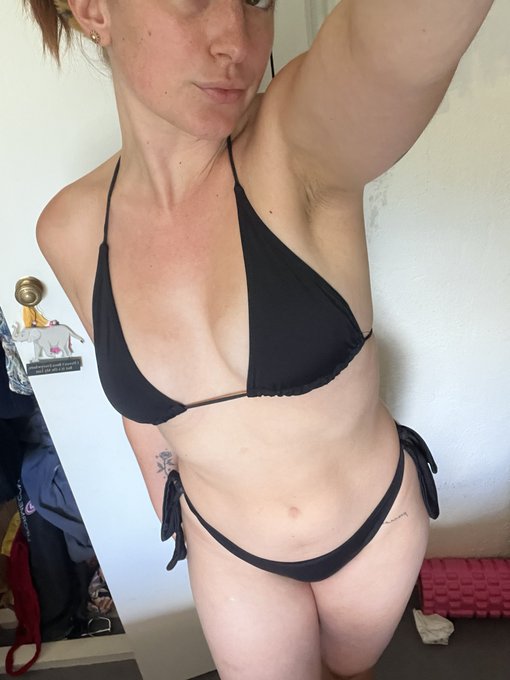 Jag är en kvinna med naturliga skogar. Whatsapp: +4915215493101  Télégramme : @chantale246