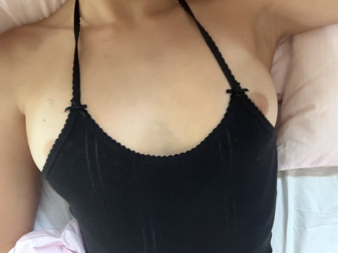 I’m available for paid sex, are you interested?