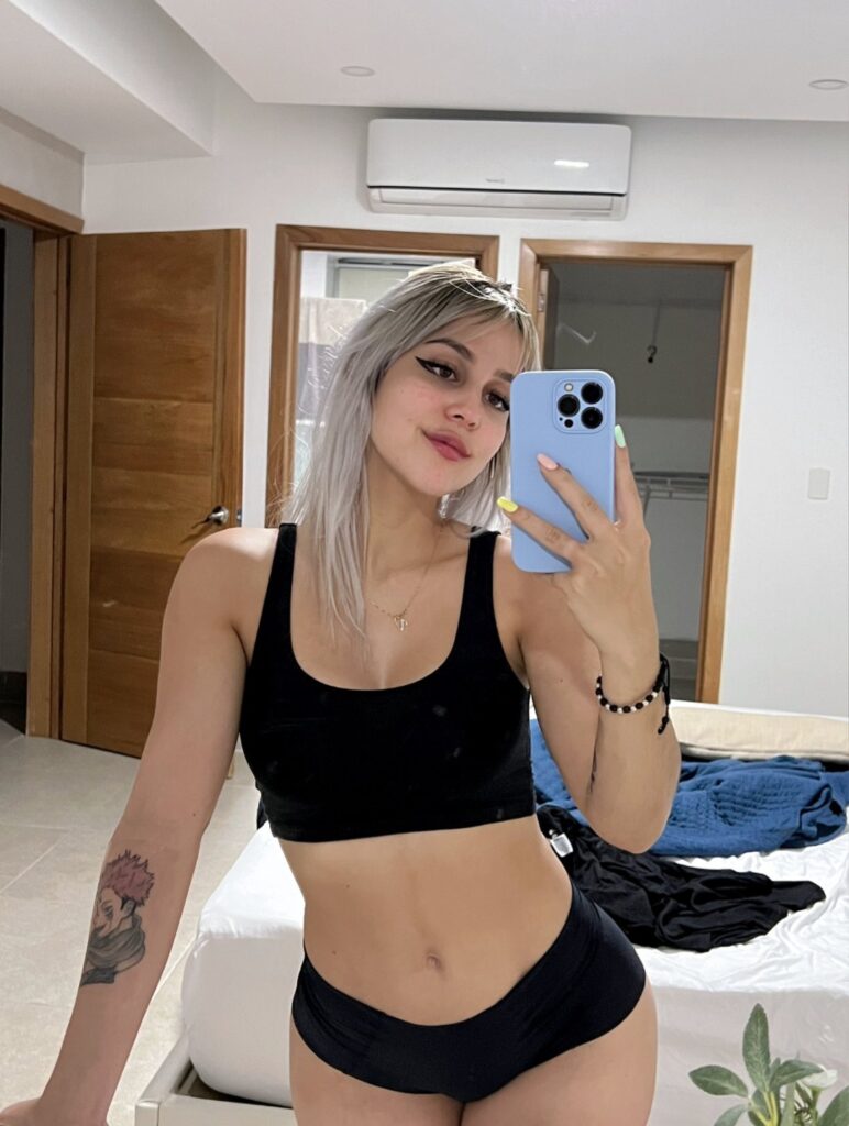 Available for all kind of sexy fun and body massage