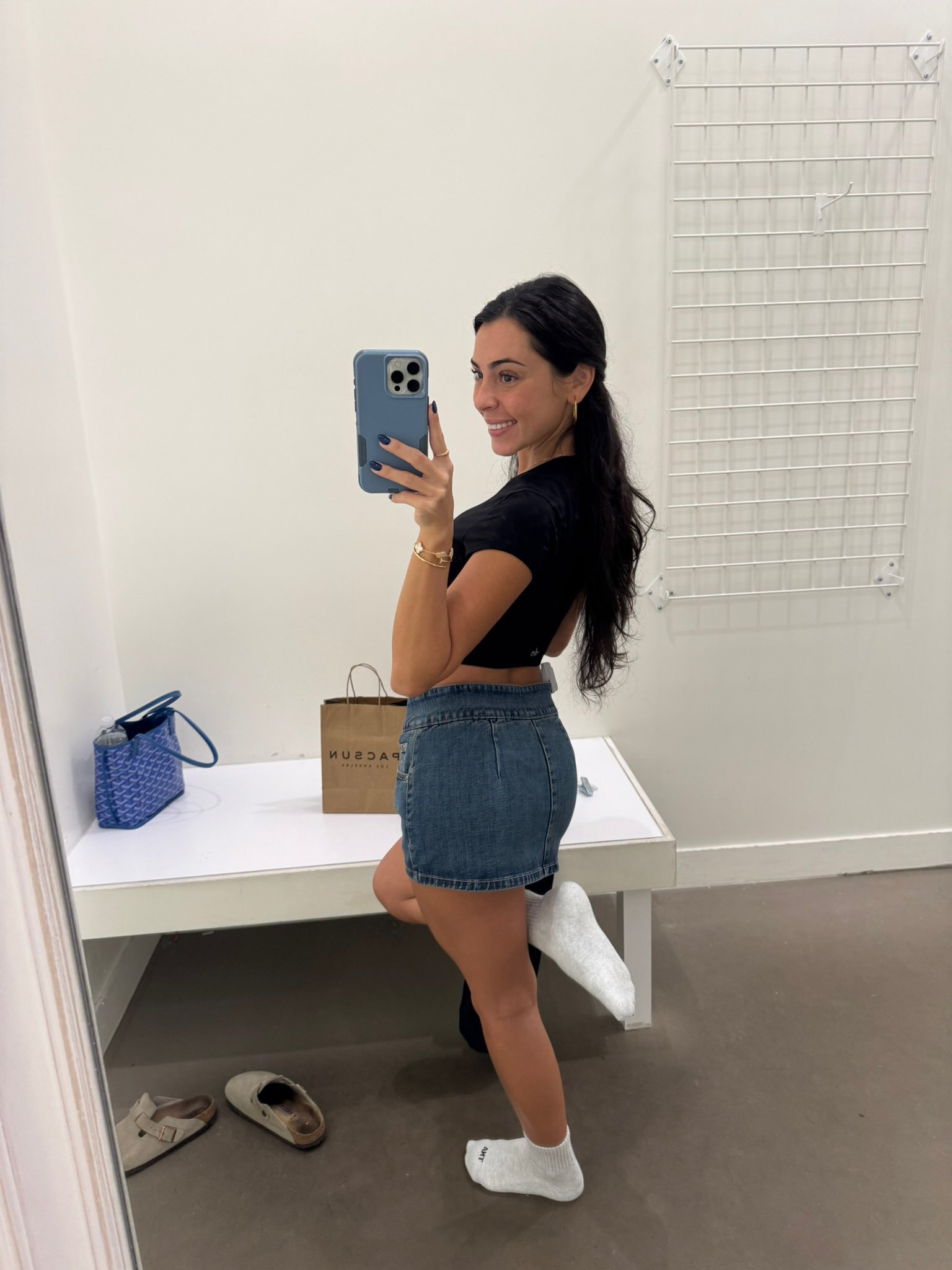 Mia Esther