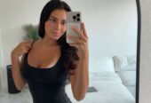 Mia Esther
