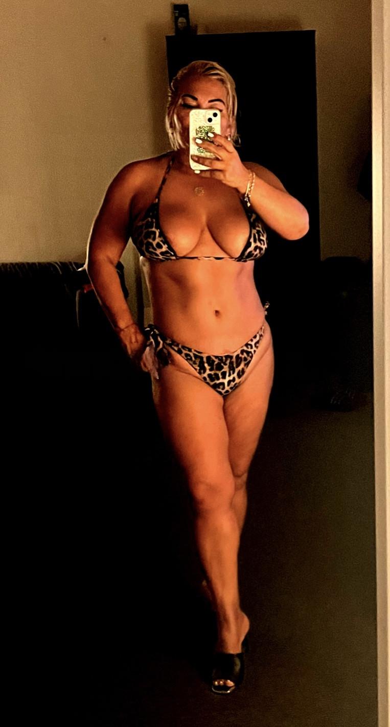 Outcall & INCALL SUSSI MATURE MILF FRÆKK STORBARMET I vanløse 140 – 2720