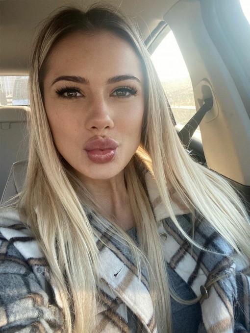 SENSUAL LADY , ESCORT TO YOU ! PARTY ✅